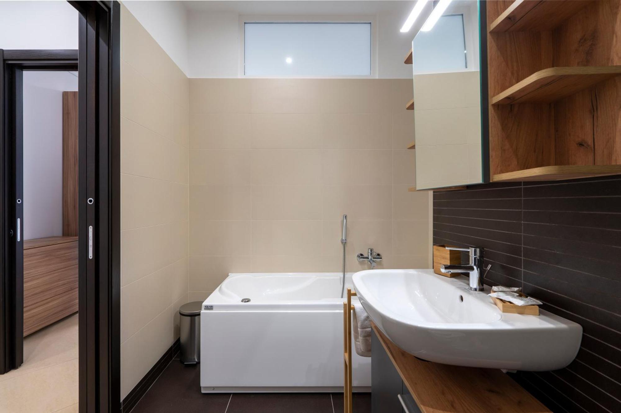 בארי Boscoincitta Apt With Garage And Whirlpool Tub מראה חיצוני תמונה